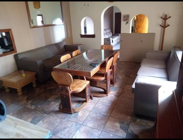 6 BEDROOM HOUSE FOR SALE IN PRETORIA GARDENS
